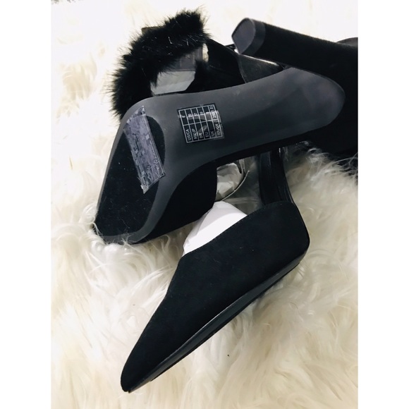 🖤 Black Ankle Strap with Fur Heels 🖤 - Picture 7 of 8